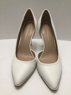 BCBGeneration White Pointed Toe Pumps with Silver Accent size 7